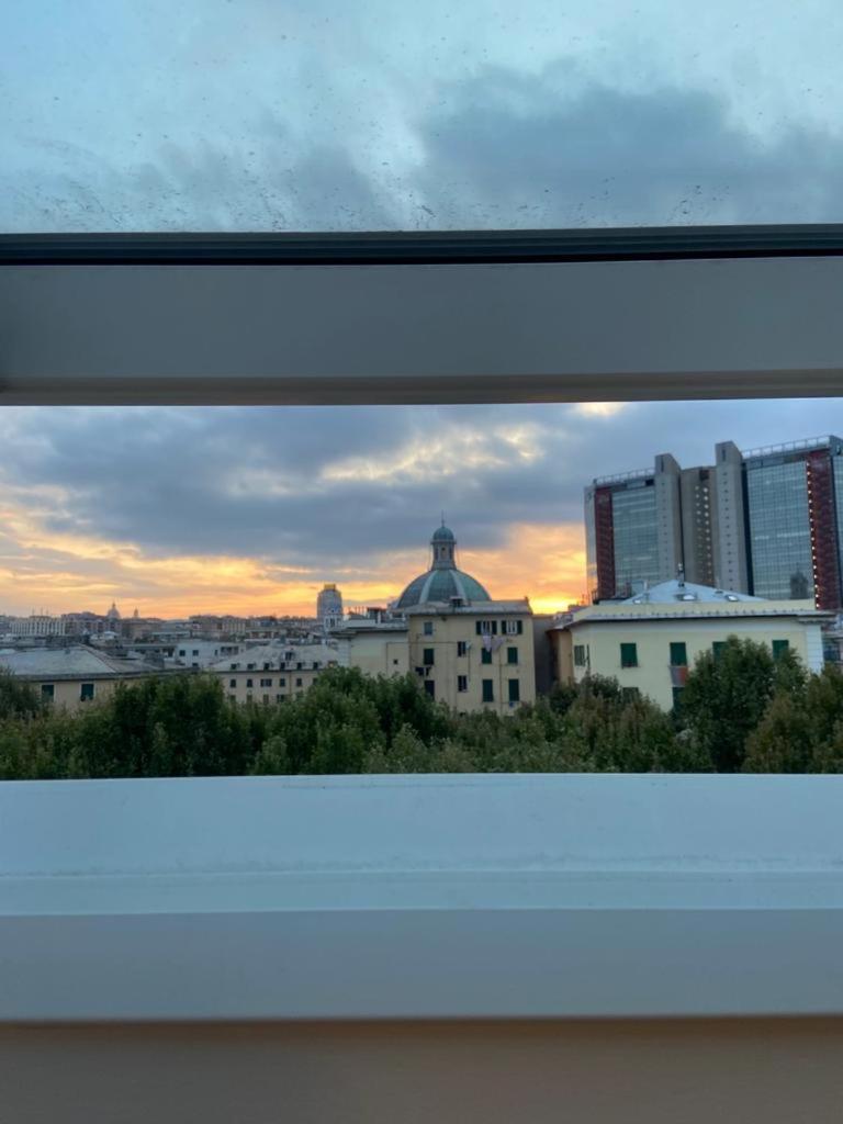 Casa Savo - Parcheggio Gratuito Nella Blu Area Apartment Genoa Luaran gambar