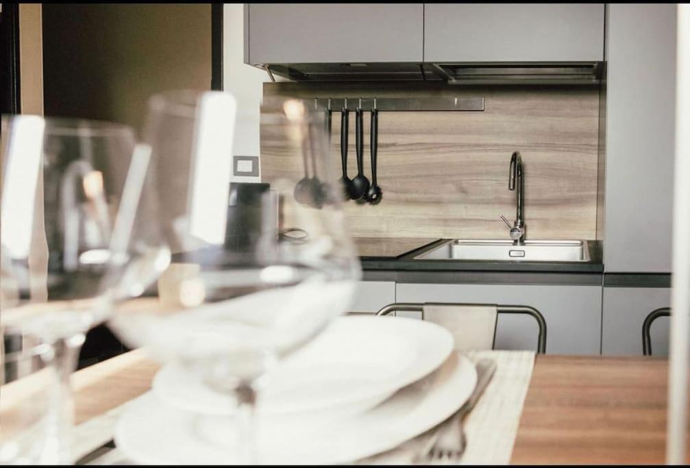 Casa Savo - Parcheggio Gratuito Nella Blu Area Apartment Genoa Luaran gambar